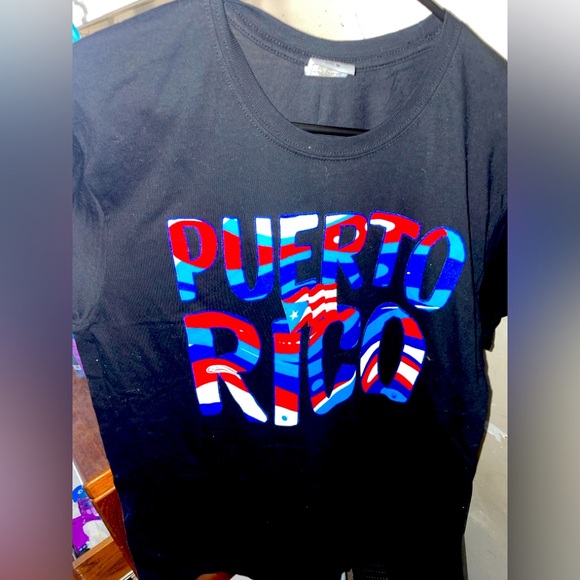 Puerto Rico Graphic Tee - Picture 1 of 2